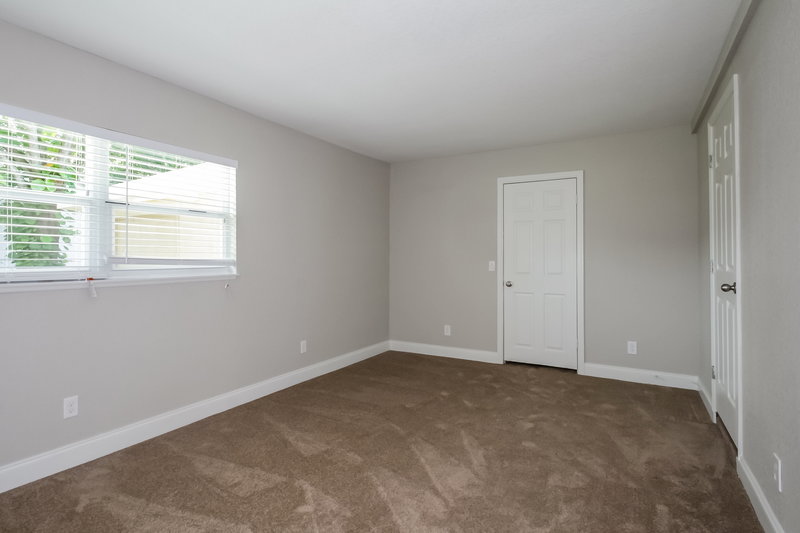 2,300/Mo, 804 68th Ave W Bradenton, FL 34207 Bedroomlarge View