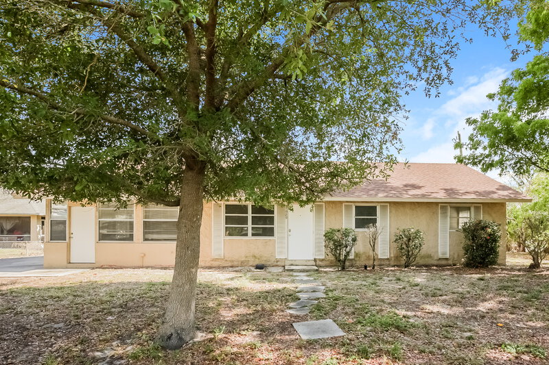 2,425/Mo, 1020 Fontana St Naples, FL 34103 External View