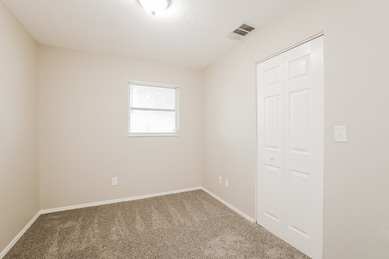 2,425/Mo, 1020 Fontana St Naples, FL 34103 Bedroom View 2