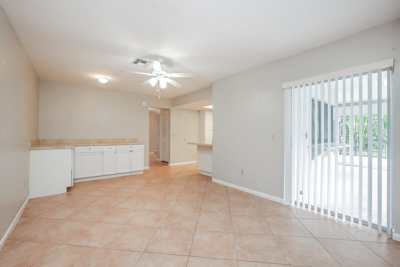 2,355/Mo, 349 Bay Meadows Dr Naples, FL 34113 Dining Room View