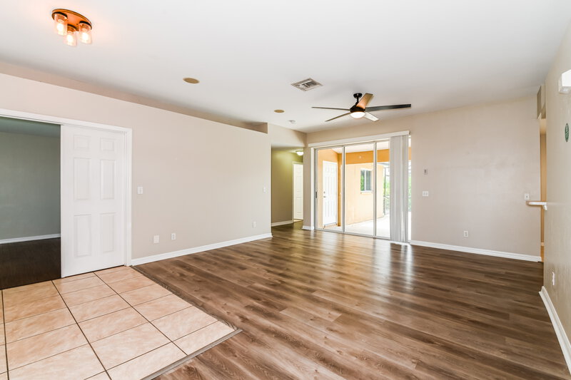 2,435/Mo, 3421 SW 26th Ave Cape Coral, FL 33914 Living Room View 2