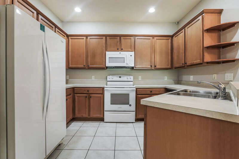 2,285/Mo, 11653 Tempest Harbor Loop Venice, FL 34292 Kitchen View