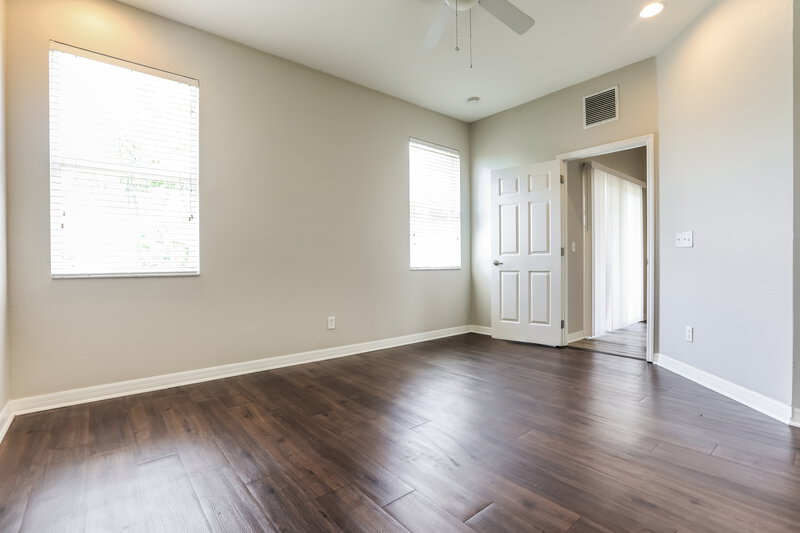 2,285/Mo, 11653 Tempest Harbor Loop Venice, FL 34292 Main Bedroom View 2