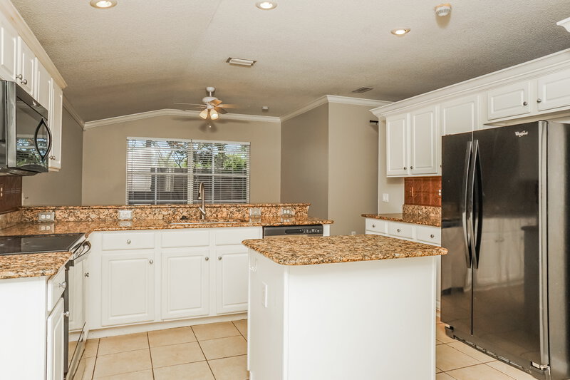 2,395/Mo, 304 Fareham Dr Venice, FL 34293 Kitchen View