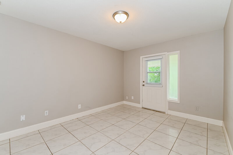 1,780/Mo, 4510 SW 7th Ave Cape Coral, FL 33914 Bedroom View 2