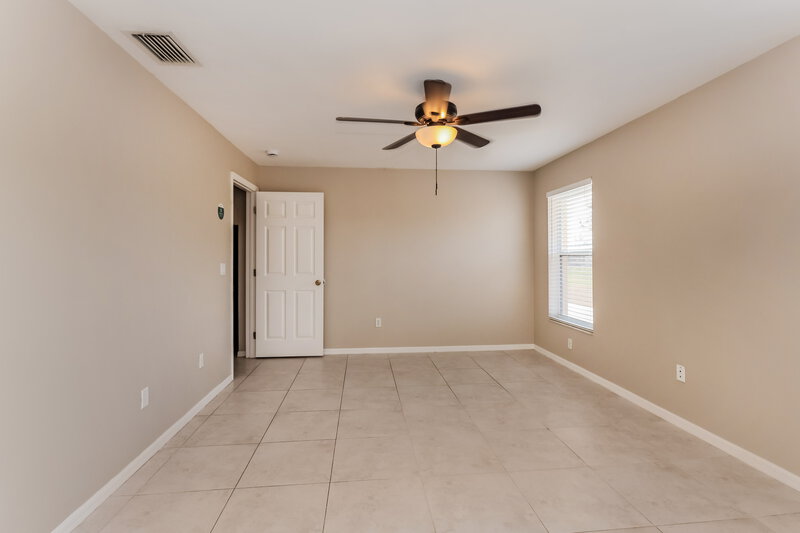 1,840/Mo, 2210 SE 15th St Cape Coral, FL 33990 Main Bedroom View