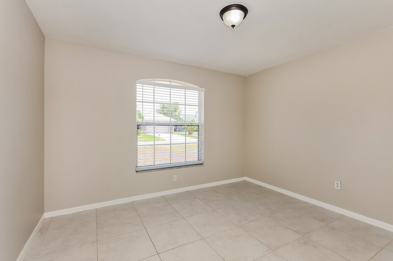1,840/Mo, 2210 SE 15th St Cape Coral, FL 33990 Bedroom View 2