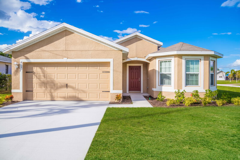 1,650/Mo, 413 SE 3rd Ter Cape Coral, FL 33990 External View