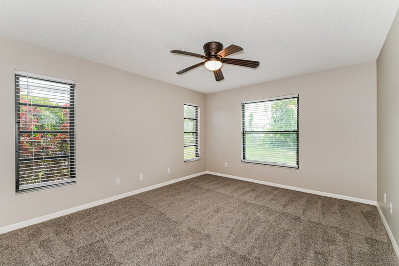 2,000/Mo, 1210 SE 36th Ter Cape Coral, FL 33904 Main Bedroom View