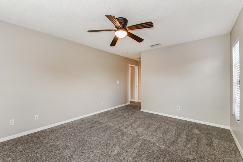 2,000/Mo, 1210 SE 36th Ter Cape Coral, FL 33904 Main Bedroom View 2