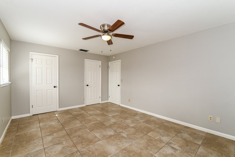 1,860/Mo, 1318 Everest Pkwy Cape Coral, FL 33904 Main Bedroom View 2
