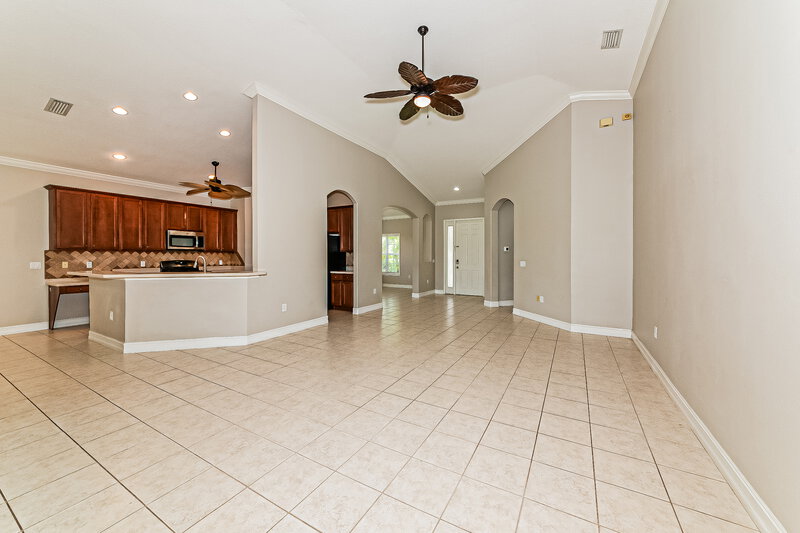 2,625/Mo, 6340 Rookery Cir Bradenton, FL 34203 Living Room View 2