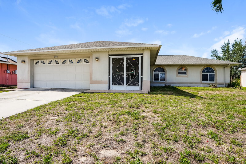 1,920/Mo, 142 SE 11th Ter Cape Coral, FL 33990 External View
