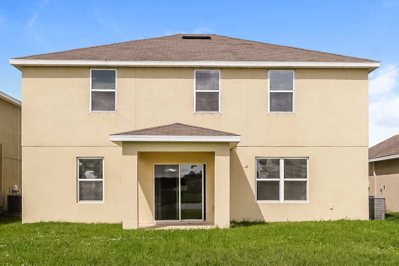 2,700/Mo, 15122 Agave Grove Pl Bradenton, FL 34212 Rear View