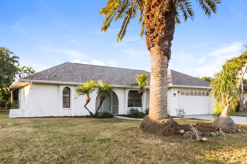 2,020/Mo, 1432 SE 17th Ter Cape Coral, FL 33990 Front View