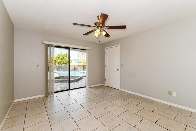 2,030/Mo, 3406 SW 6th Ave Cape Coral, FL 33914 Main Bedroom View