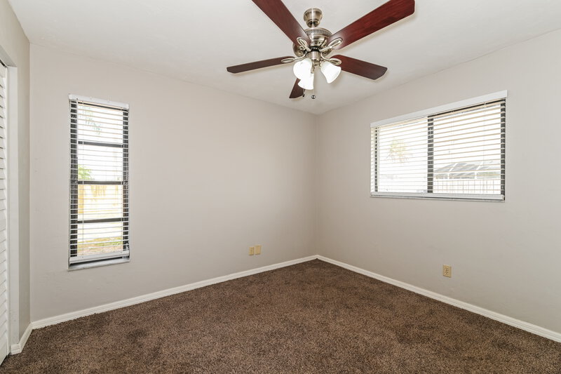 2,030/Mo, 3406 SW 6th Ave Cape Coral, FL 33914 Bedroom View 2