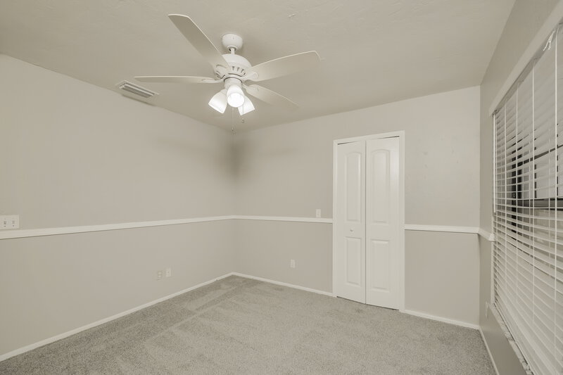 1,715/Mo, 817 SW 9th Ave Cape Coral, FL 33991 Bedroom View