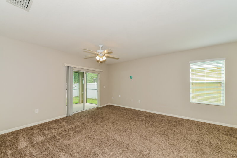 2,400/Mo, 115 San Avellino Ct Bradenton, FL 34208 Living Room View