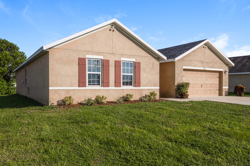 2,175/Mo, 2564 Surfside Blvd Cape Coral, FL 33914 Front View