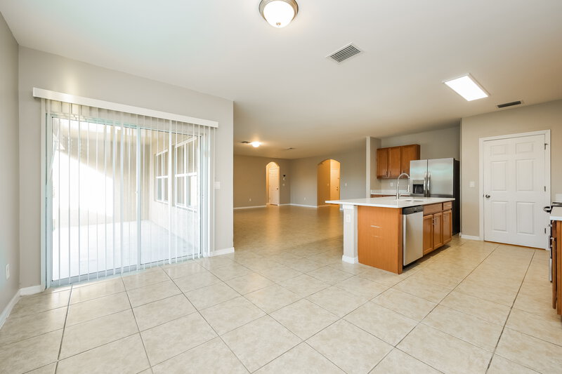2,250/Mo, 2564 Surfside Blvd Cape Coral, FL 33914 Dining Room View 2