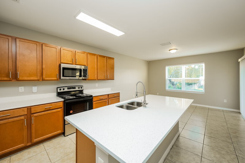 2,250/Mo, 2564 Surfside Blvd Cape Coral, FL 33914 Kitchen View