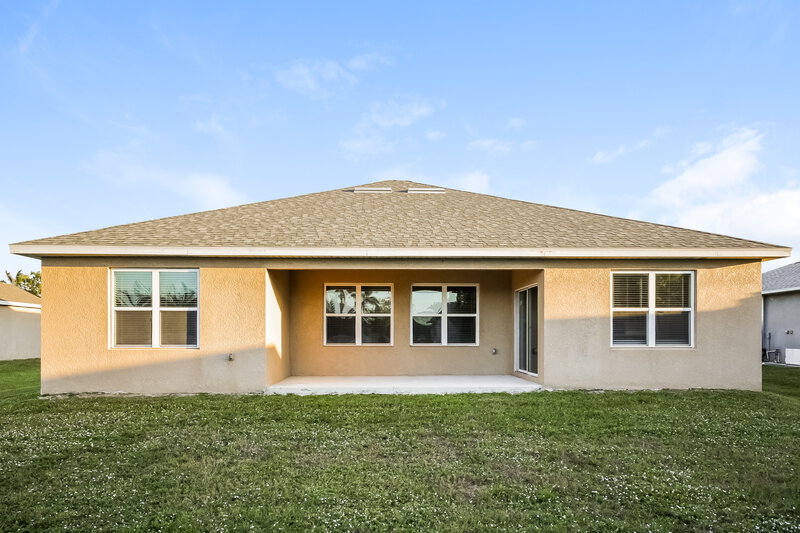 2,250/Mo, 2564 Surfside Blvd Cape Coral, FL 33914 Rear View