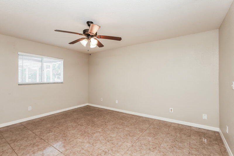 2,475/Mo, 1427 SE 12th St Cape Coral, FL 33990 Main Bedroom View