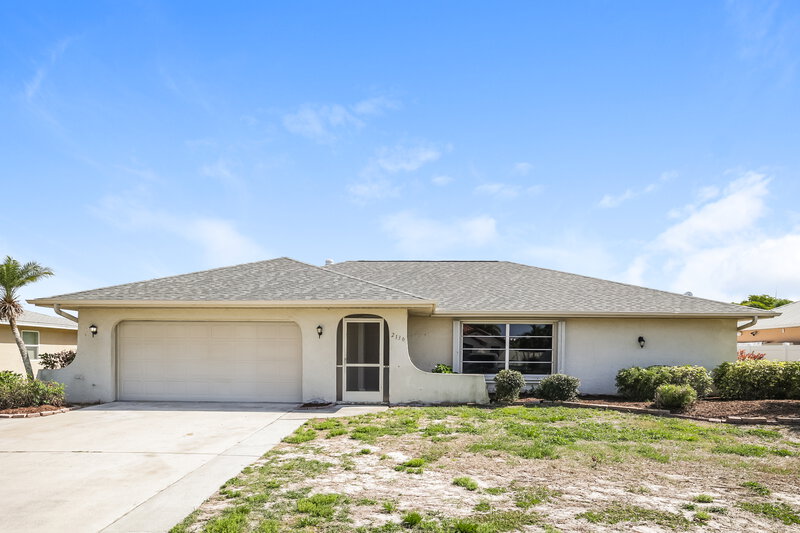 2,050/Mo, 2130 SE 9th Ter Cape Coral, FL 33990 External View