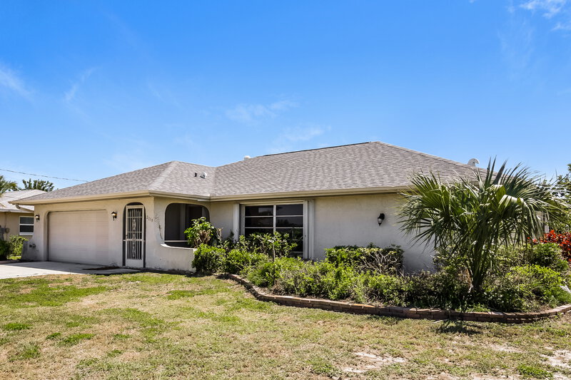 2,355/Mo, 2130 SE 9th Ter Cape Coral, FL 33990 Misc View