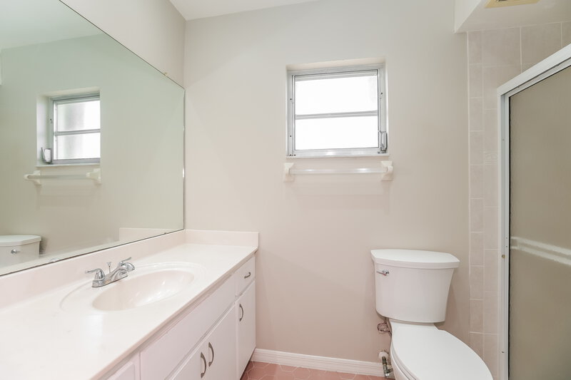 2,050/Mo, 2130 SE 9th Ter Cape Coral, FL 33990 Misc View 11