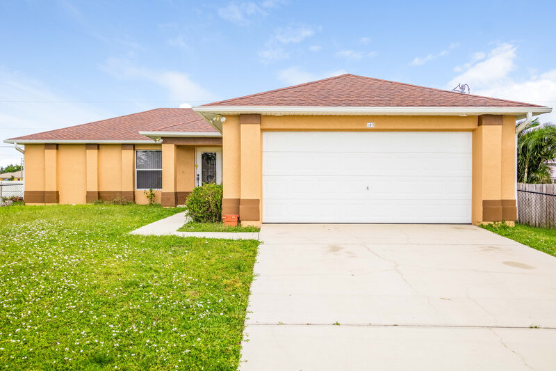 2,295/Mo, 103 SW 19th Ln Cape Coral, FL 33991 External View