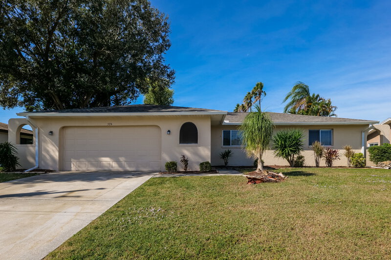 1,710/Mo, 324 SE 17th Pl Cape Coral, FL 33990 External View