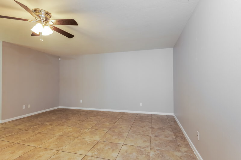 1,710/Mo, 324 SE 17th Pl Cape Coral, FL 33990 Living Room View 2