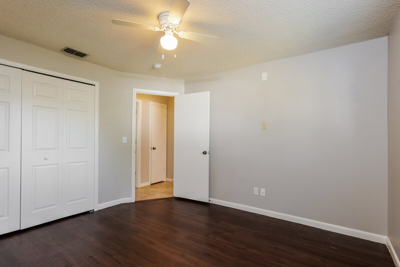 1,710/Mo, 324 SE 17th Pl Cape Coral, FL 33990 Bedroom View 2