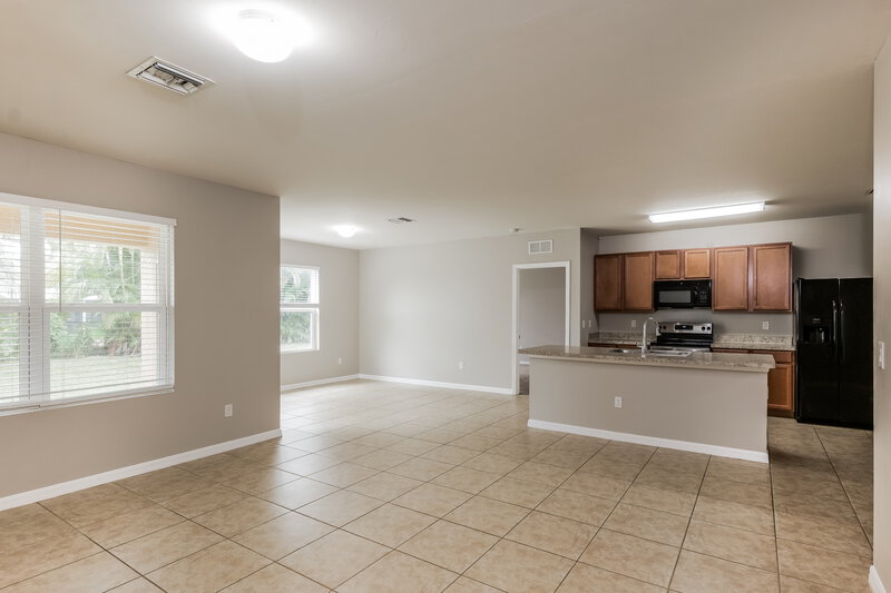 1,805/Mo, 2002 SE 12th St Cape Coral, FL 33990 Living Room View 2