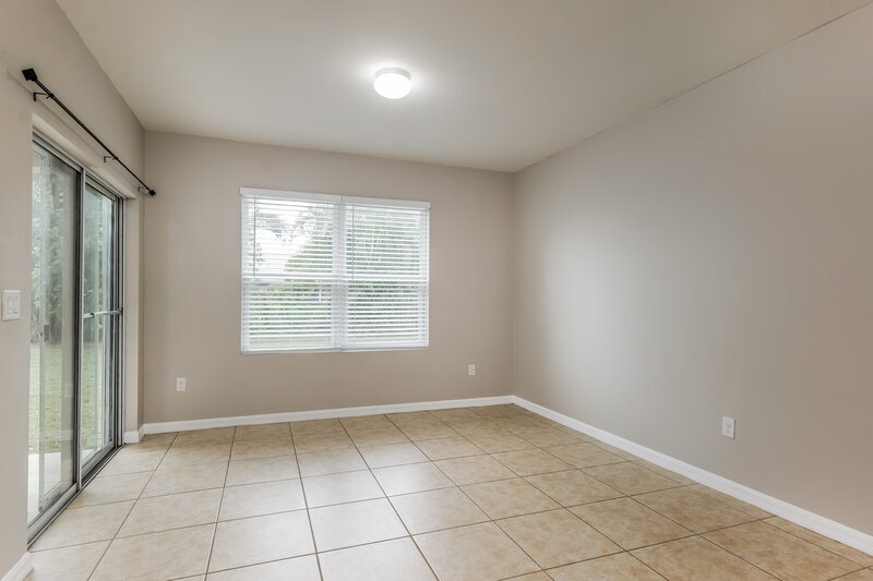 1,805/Mo, 2002 SE 12th St Cape Coral, FL 33990 Dining Room View