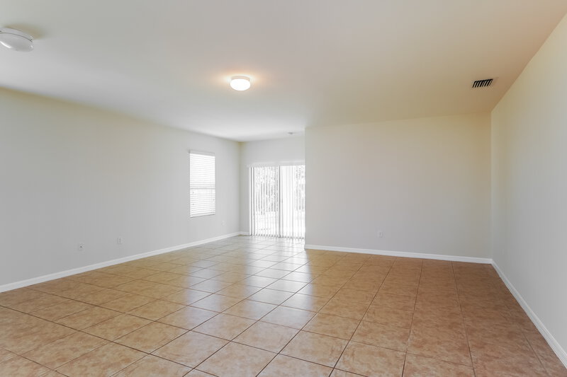 1,875/Mo, 203 NE 9th Ave Cape Coral, FL 33909 Misc View 2