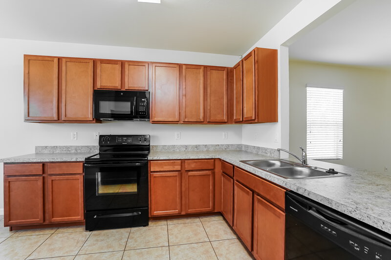 1,875/Mo, 203 NE 9th Ave Cape Coral, FL 33909 Misc View 4