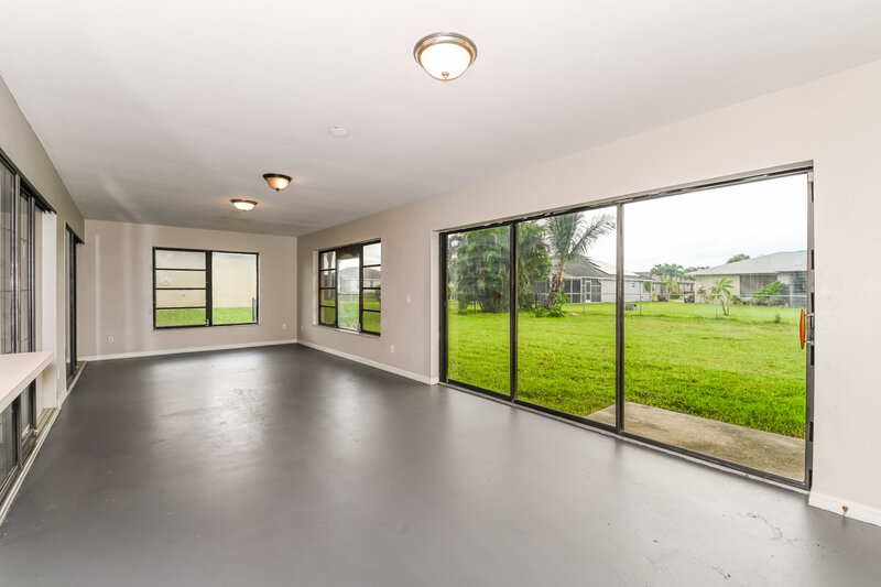1,935/Mo, 2529 SW 15th Pl Cape Coral, FL 33914 Sun Room View