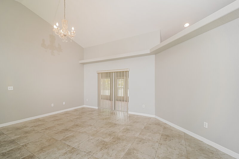 2,445/Mo, 433 SW 6th St Cape Coral, FL 33991 Living Room View