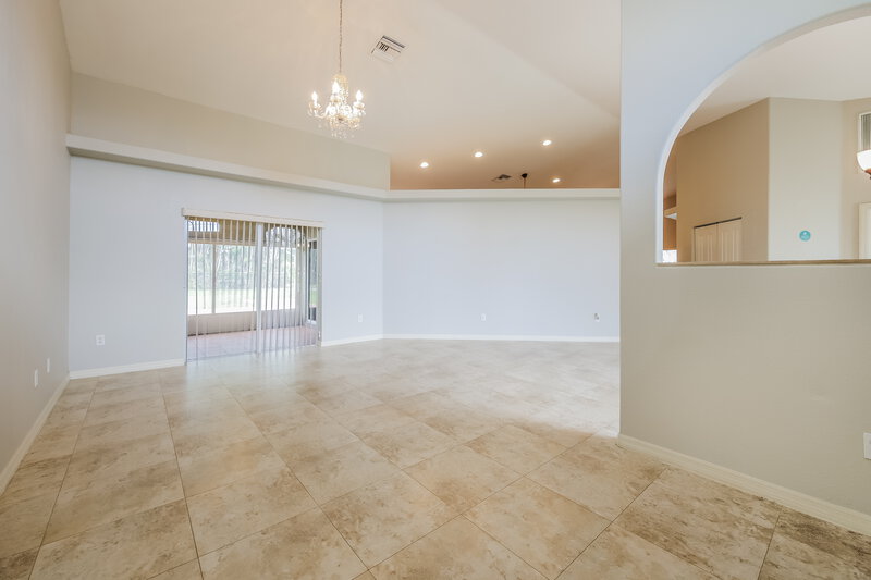 3,420/Mo, 433 SW 6th St Cape Coral, FL 33991 Foyer View