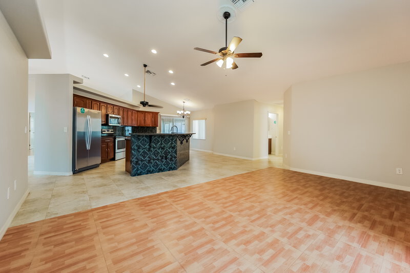 3,420/Mo, 433 SW 6th St Cape Coral, FL 33991 Living Room View