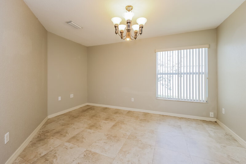 3,420/Mo, 433 SW 6th St Cape Coral, FL 33991 Bonus Room View
