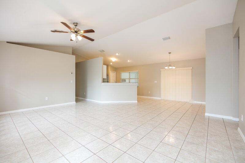 1,960/Mo, 1531 SE 42nd Ter Cape Coral, FL 33904 Living Room View