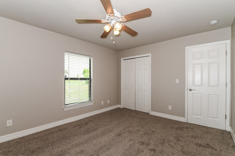 2,000/Mo, 2025 SW 32nd St Cape Coral, FL 33914 Bedroom View