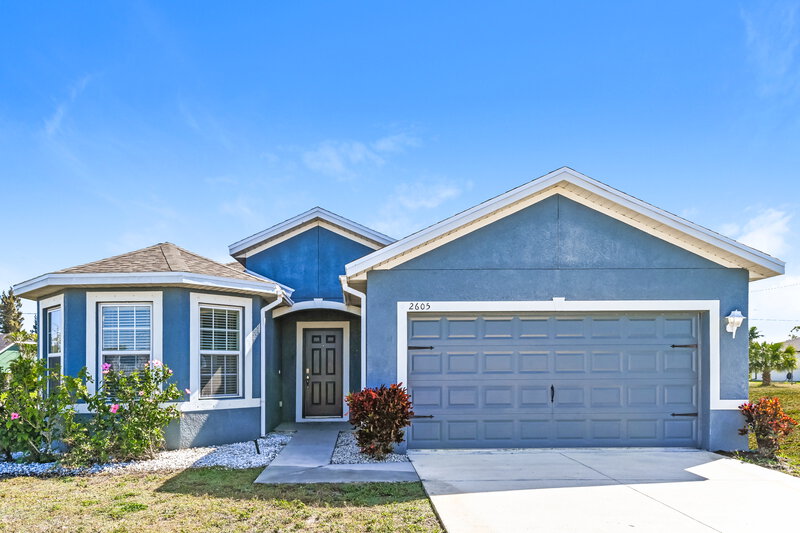 2,160/Mo, 2605 SE 4th Ave Cape Coral, FL 33904 External View