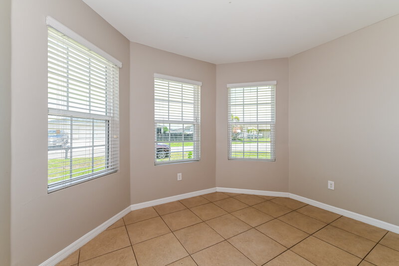 1,685/Mo, 2605 SE 4th Ave Cape Coral, FL 33904 Breakfast Nook View