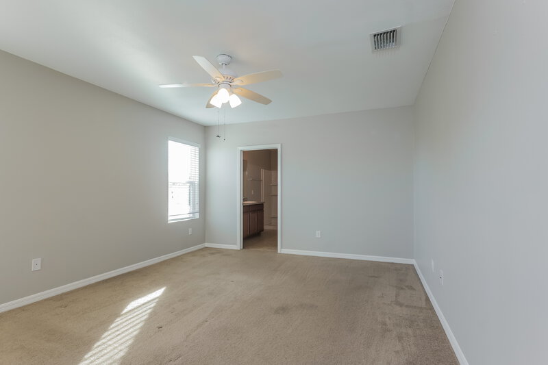 1,825/Mo, 320 SE 3rd St Cape Coral, FL 33990 Main Bedroom View