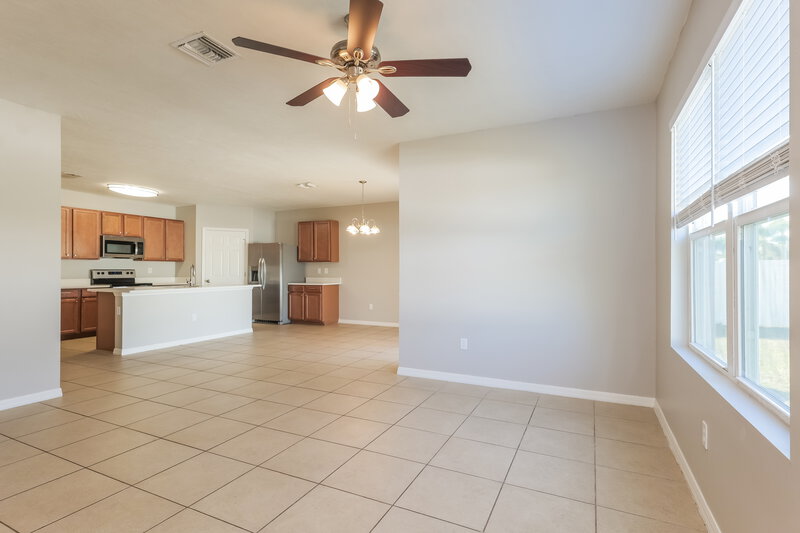1,850/Mo, 4406 SW 15th Ave Cape Coral, FL 33914 Living Room View